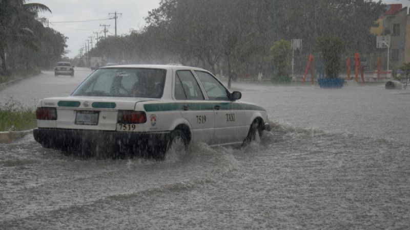 Clima en Cancún: Lluvias puntuales y cielo nublado en la Península de Yucatán