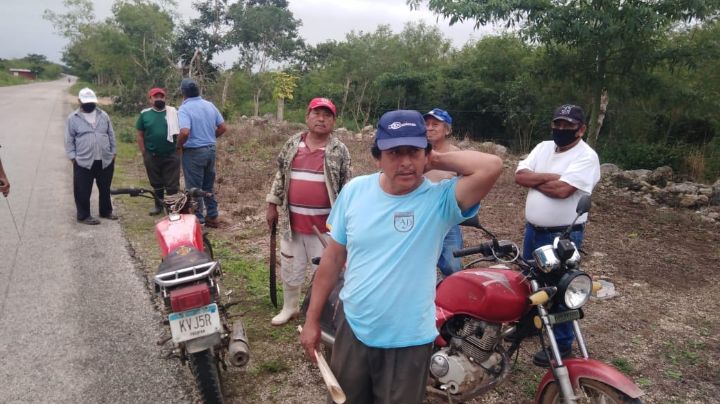 Con machetes y coas, campesinos pelean por terreno en Yaxkukul, Yucatán