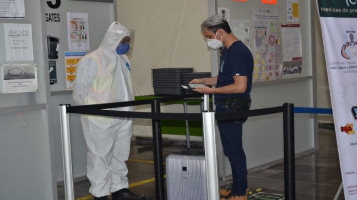 Continúan los protocolos sanitarios en el Aeropuerto Internacional de Ciudad del Carmen