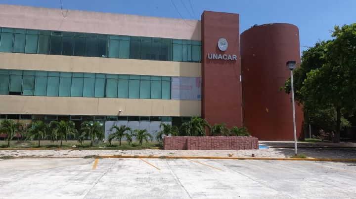 Denuncian a la Universidad Autónoma del Carmen por no proporcionar insumos sanitarios