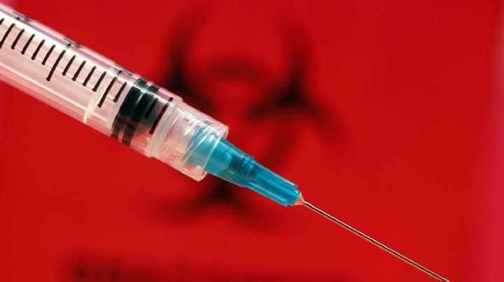 Anuncia Rusia distribución de vacuna contra COVID-19