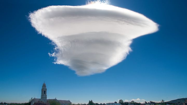 Captan nube en forma de "OVNI" en Mérida: VIDEO