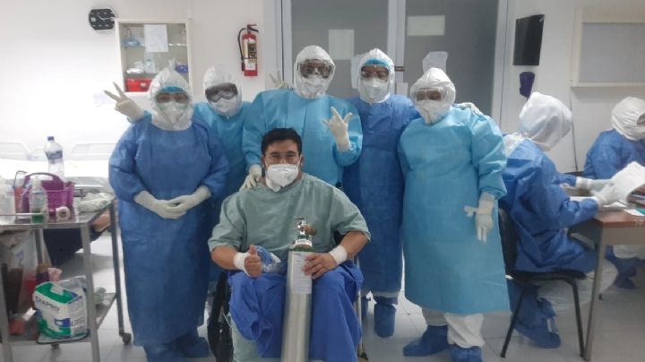 Reportero vence al COVID-19 en Chetumal tras 16 días hospitalizado
