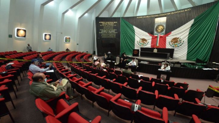 Reprueban a nueve diputados de Quintana Roo por inasistencias y falta de iniciativas