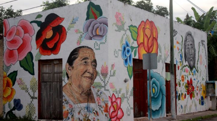 Con murales, homenajean a artesanas de Sotuta