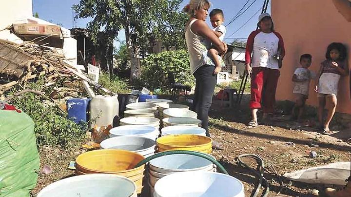 Vecinos de la Emiliano Zapara Sur en incertidumbre por la falta de agua en Mérida