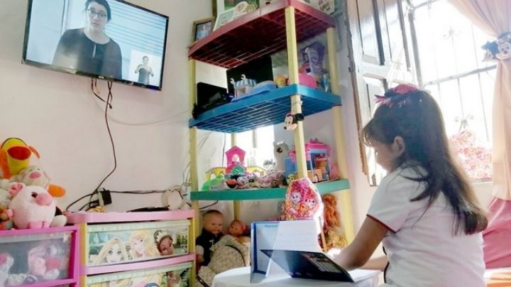 Regresan a clases en Campeche más de 200 mil alumnos en línea