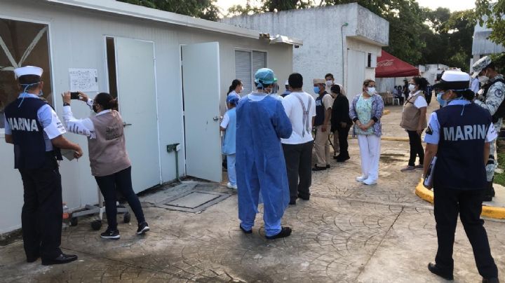 Recibe personal médico del ISSSTE en Cancún vacuna contra COVID-19
