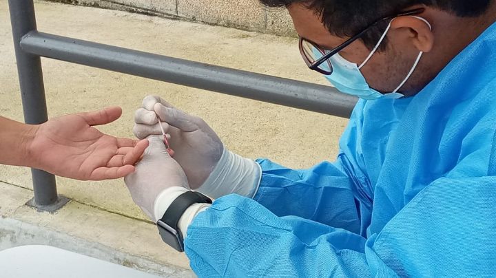 Detectan 18 casos de ómicron en Quintana Roo; SESA no da datos de los contagiados