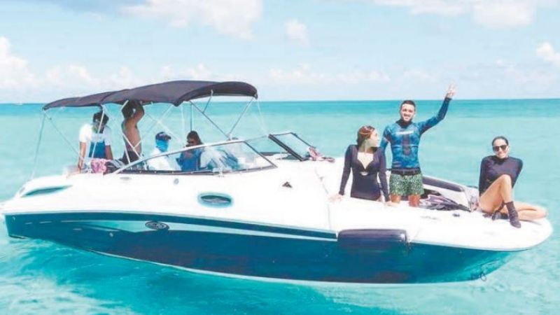 Youtuber promociona lugares turísticos en Quintana Roo; se grabó nadando con un cocodrilo