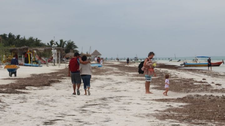 Playas de Holbox se mantendrán abiertas al público