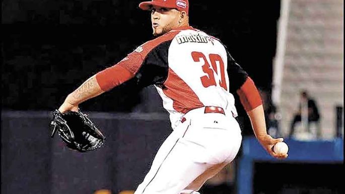 El lanzador Jhondaniel Medina llega a los Leones de Yucatán