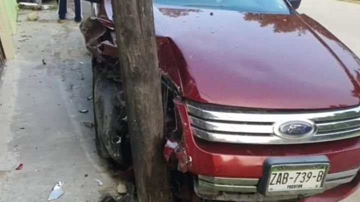 Conductor ebrio pierde el control y choca contra otro automóvil en Chetumal