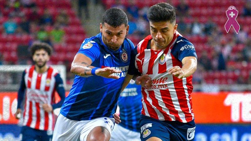 Chivas logra agónico empate ante Cruz Azul y mantiene sus esperanzas en la Liga MX