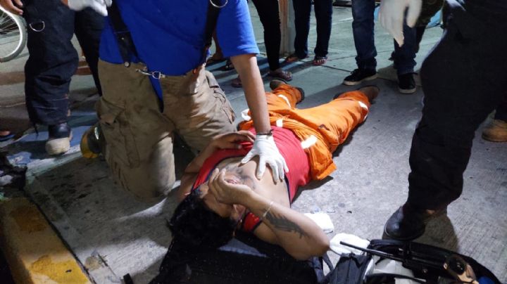 Joven es apuñalado con un desarmador saliendo de un banco en Ciudad del Carmen