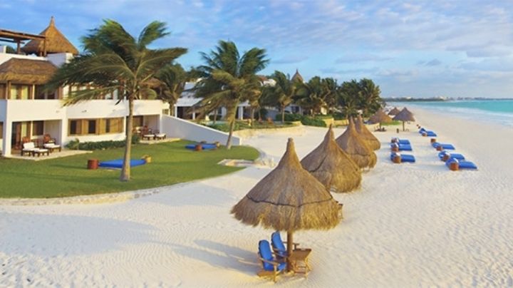 Hotel Belmont busca construir palapa en arenal erosionado de Playa del Carmen