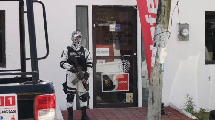 Guardia Nacional y Ejército buscan drogas en empresas de paqueterías en Ciudad del Carmen