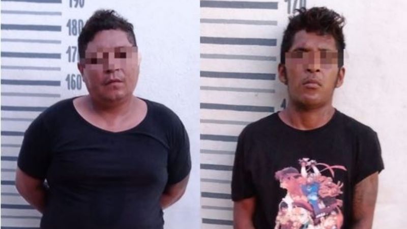 Detienen a dos hombres con dosis de marihuana y cristal en Playa del Carmen