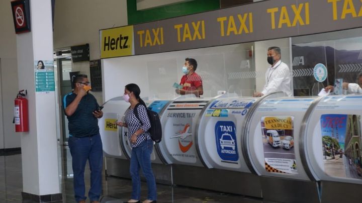 Taxistas esperan llegada de la aerolínea Viva Aerobus al aeropuerto de Campeche
