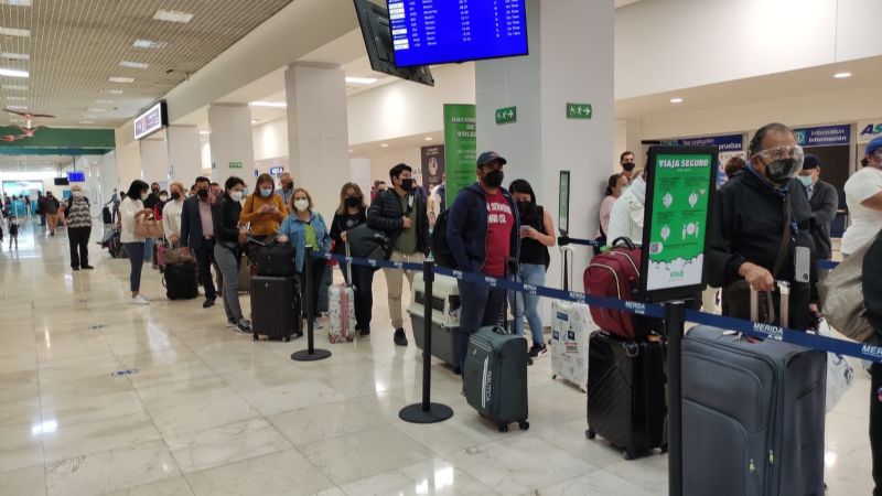 Caos en el aeropuerto de Mérida: Retraso de vuelos deja a más de 4 mil pasajeros varados