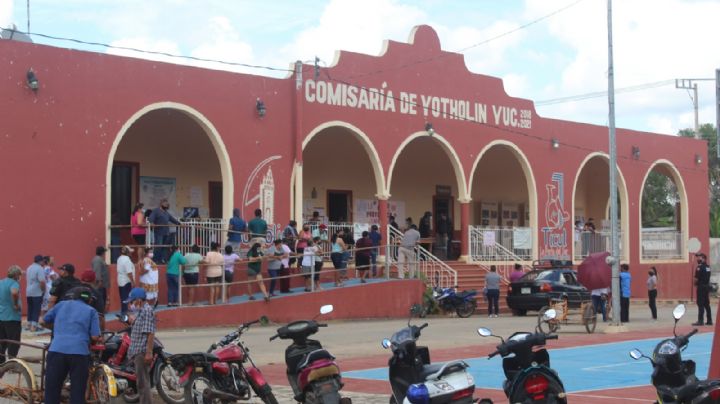 Pobladores de Ticul, Yucatán, eligen a sus comisarios municipales