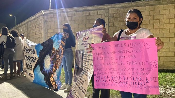 AMLO en Cancún: Colectivo de Búsqueda en Q.Roo se manifiesta en la sede de la 'mañanera'