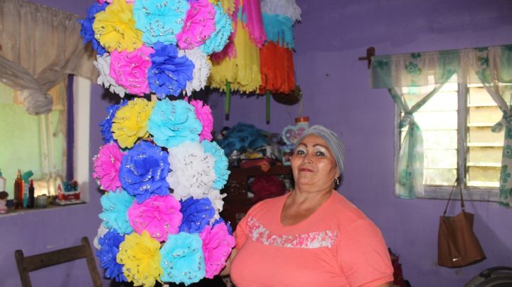 Doña Delfina, 45 años de alegrar las fiestas en Tizimín pese a luchar contra el cáncer