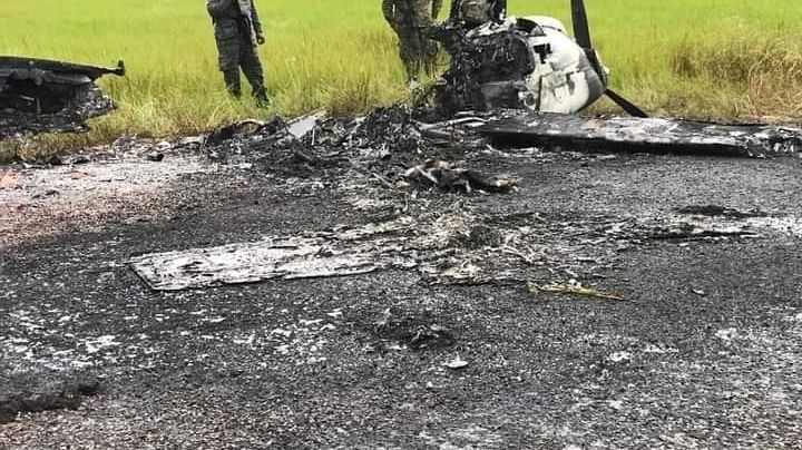 Encuentran narcoavioneta quemada en el sur de Belice