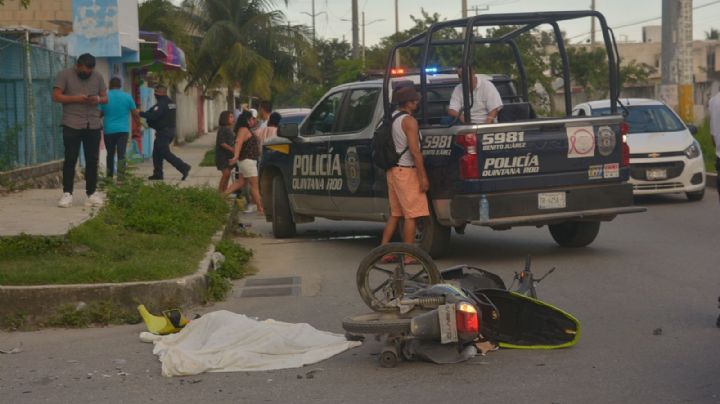 Fallece motociclista tras ser embestida por una van en la Región 223 de Cancún
