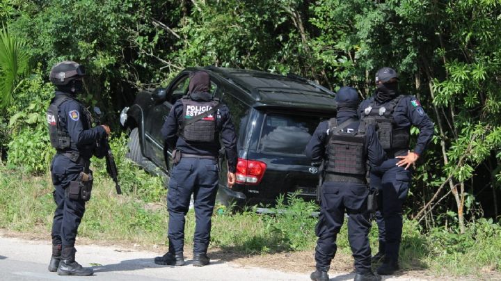 Persecución policiaca termina en accidente vial en la carretera Cancún-Mérida