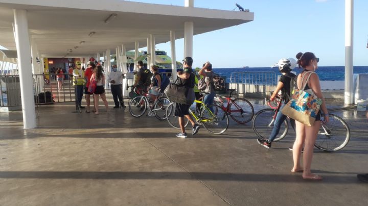 Navieras incluyen corridas extra por competencia internacional de ciclismo en Cozumel
