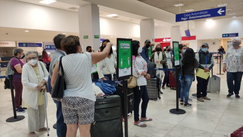 Guardia Nacional detiene zafarrancho de pasajeros en el aeropuerto de Mérida