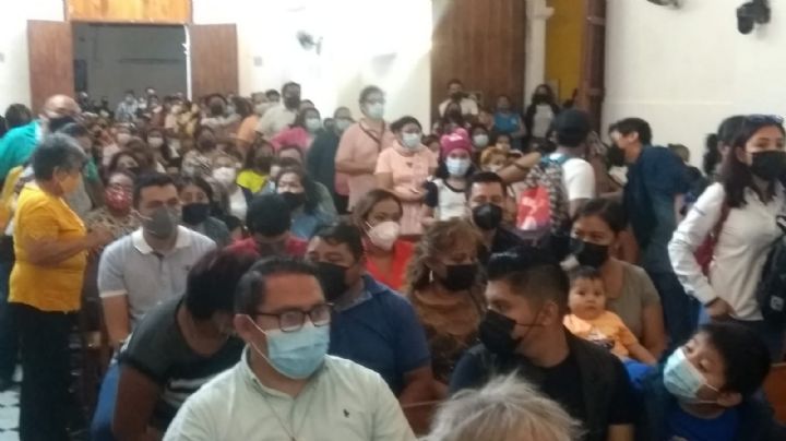 Católicos cantan las mañanitas a la Virgen de Guadalupe en Campeche: EN VIVO