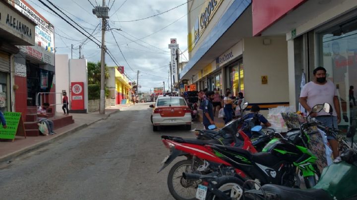 Policía municipal de Tizimín pide regalos como "reconocimiento por su labor"