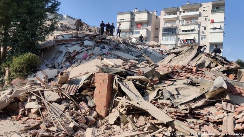 Terremoto de magnitud 7,6 sacude a Indonesia; emiten alerta de tsunami