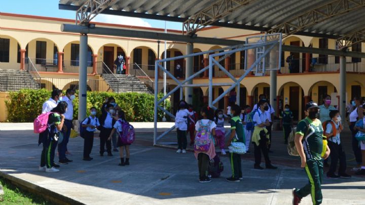 Campeche: Más de 200 mil alumnos salen de vacaciones por época decembrina