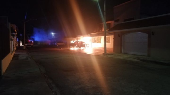 Camioneta se incendia en Chetumal; propietarios sufren crisis nerviosa