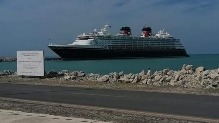 Crucero Disney Wonder arriba hoy a Progreso con mil pasajeros