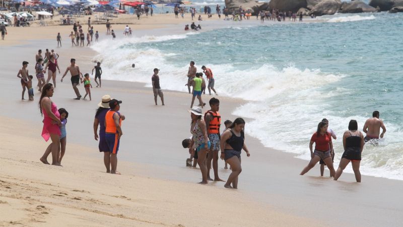 Dos personas mueren ahogadas en Acapulco
