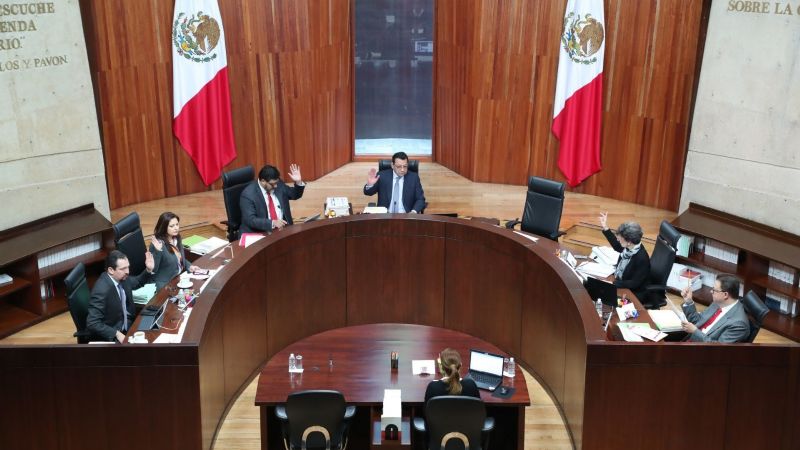TEPJF ordena asignar presupuesto al INE para consulta de Revocación de Mandato