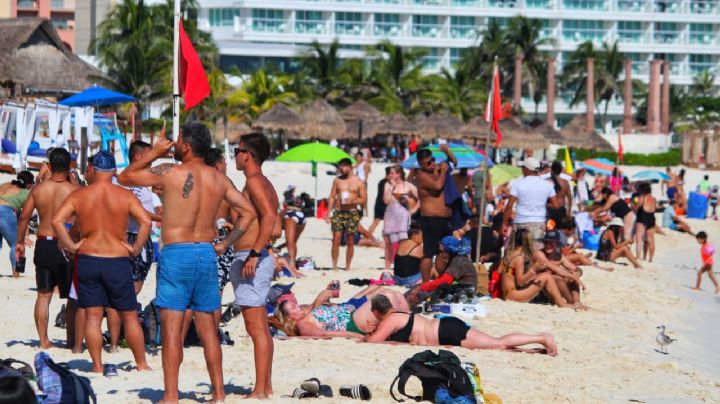 Playas de Cancún 'se llenan' de turistas en el primer sábado de diciembre: VIDEO