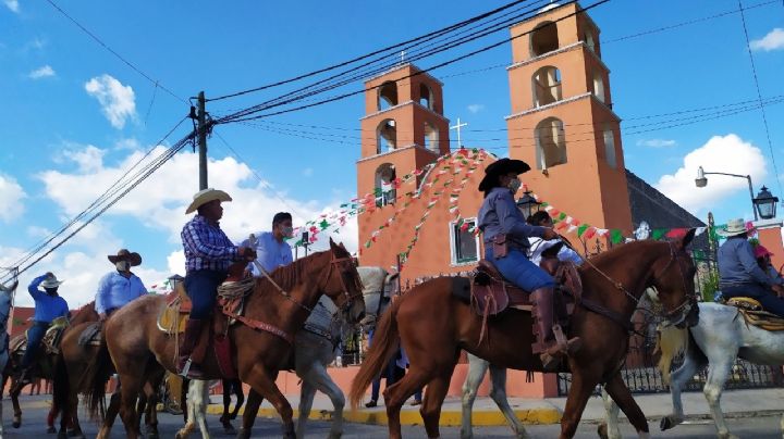 Organizan cabalgata en honor a la Virgen de Guadalupe en Tizimín