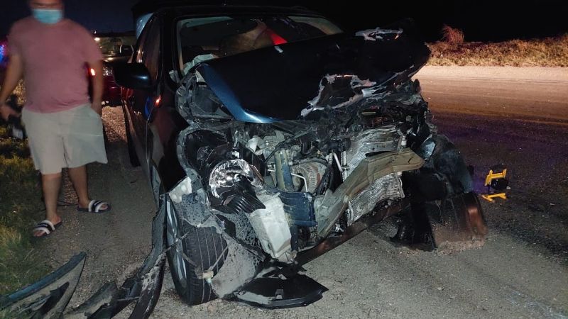 Dos autos chocan en carretera Carmen – Bajamita; hay cuatro lesionados de gravedad