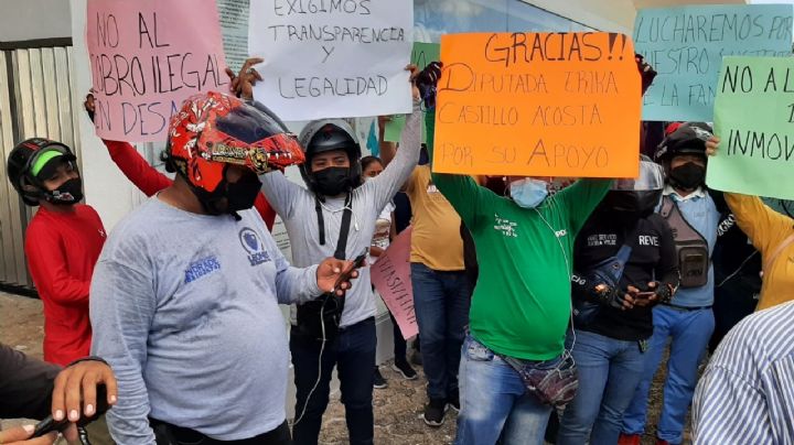 Motorepartidores se reúnen en el Congreso de Quintana Roo para definir acuerdos