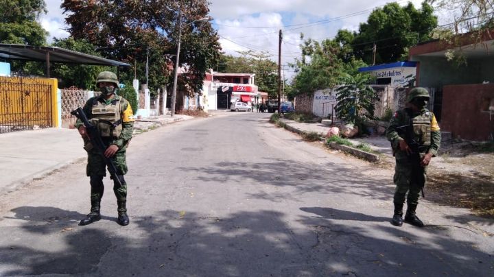 Detienen a 10 personas en la colonia Melitón Salazar en Mérida tras cateo