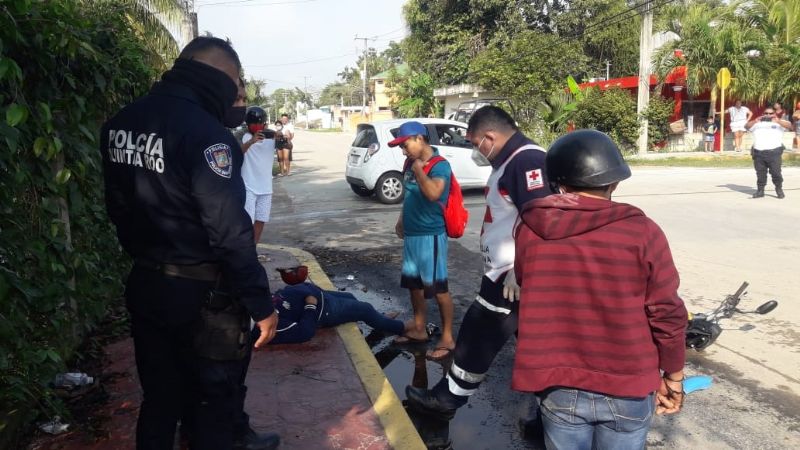 Motociclista borracho choca contra una mujer y la lesiona en Felipe Carrillo Puerto