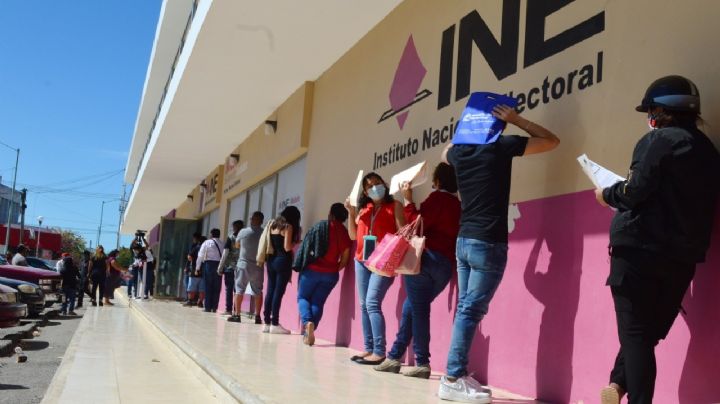 INE amplía horario para tramitar credencial de elector en Campeche