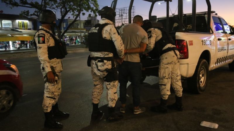 Detienen a presunto narcomenudista en la zona El Crucero en Cancún