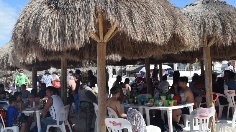 Malecón de Progreso recibe gran afluencia de turistas en fin de semana