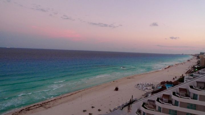Clima en Cancún: Habrá cielo nublado con ambiente cálido en el Caribe Mexicano